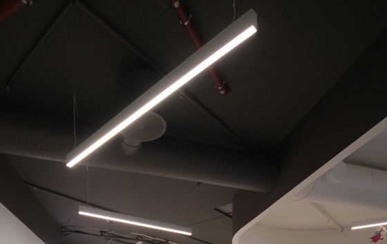 Customized Aluminum Black Linear Pendant Light Indoor Linear Led Pendant